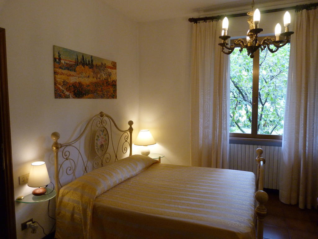 Gli Olivi Villa Calci Oda fotoğraf